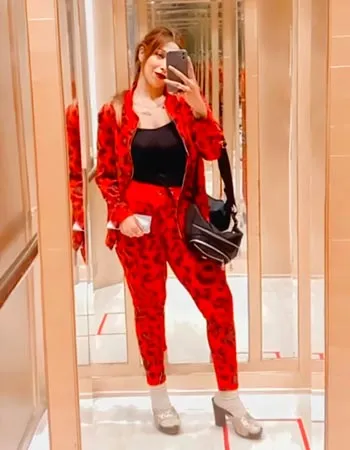 Call Girls service in Lucknow